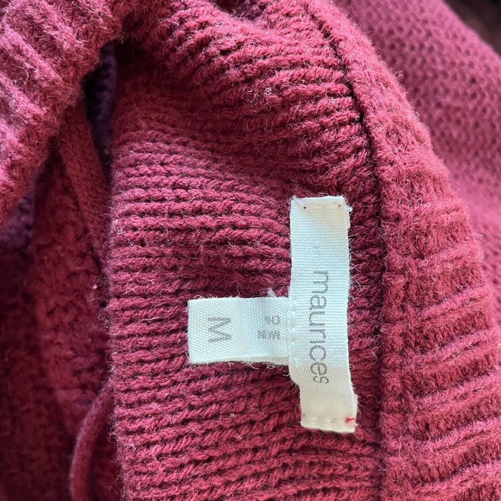 SOLD Maurices Sweater - Picture 5 of 5
